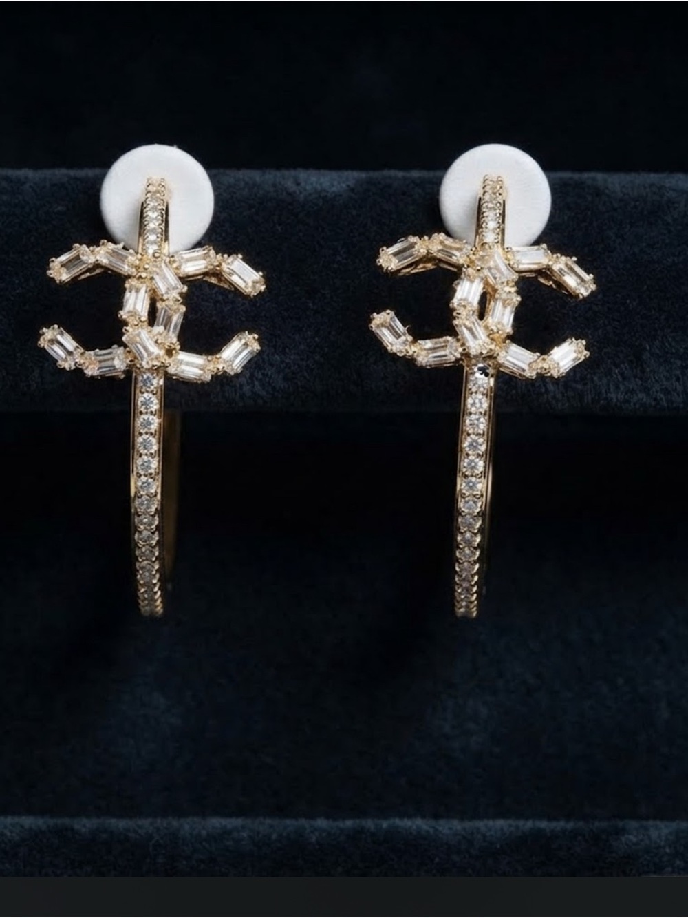 CC Gold Crystal Hoop Earrings with Decorative Interlocking Accent Read 👇